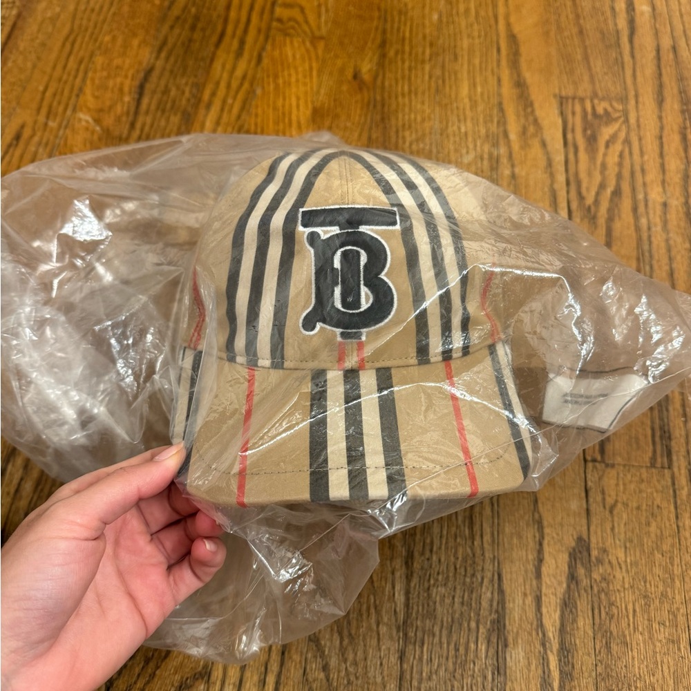 Burberry Beige and Black Striped Cap - Picture 2 of 3